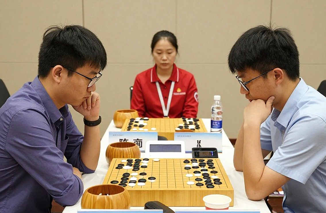 ChessBase Magazine #225: 27 मिनिएचर, 10 ओपनिंग लेख — और एक तारीख़ जो कहीं नहीं है